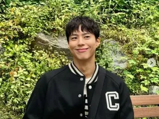 Park BoGum, visuals more luxurious than high-end brands... a smile that makes your heart flutter