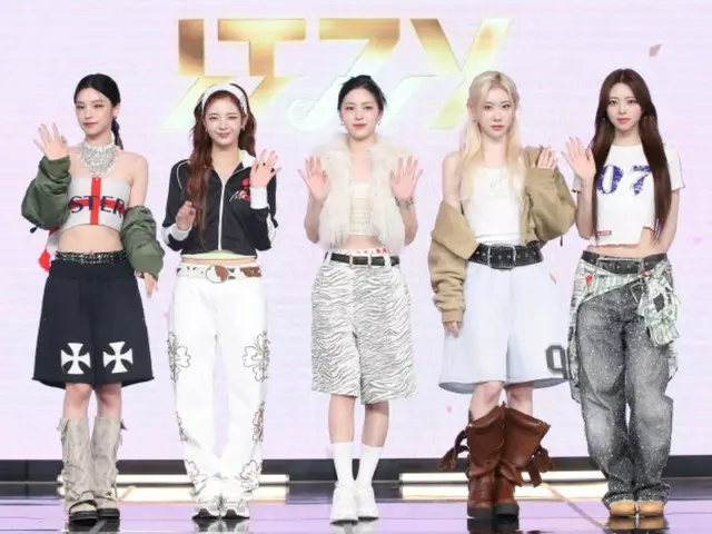 「ITZY」、ニューアルバム「GOLD」リリース記念記者懇談会開く…“覚悟を決めて準備”01