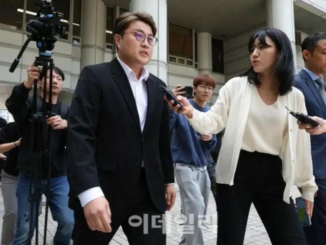 Kim Ho-Jun, who applied for bail but was charged with "hit and run while drunk," has his detention period extended again (Korea)