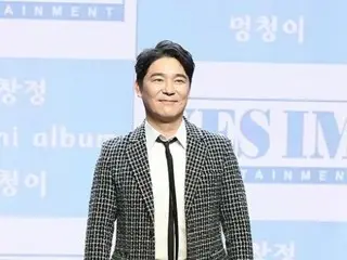 Singer Lim Chang Jo, who will "reflect his feelings for the rest of his life," is "not suspected of manipulating stock prices" → Mixed reactions from the public over rumors of his comeback... His wife's unpaid wages issue also comes to light