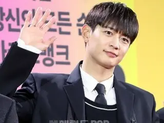 SHINee's Minho performs all songs from his new album and unreleased songs at his first solo concert... "I'll show you everything"