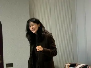 Actress Lee Bo Young, bursting with elegant beauty... She looks very youthful with her bangs down