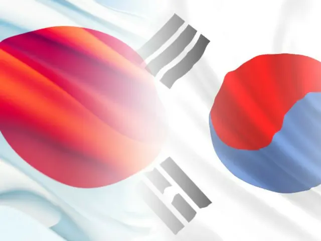 Japan and South Korea foreign ministers hold "informal talks" on the occasion of the G7 summit... "efforts to avoid negative impacts from the 'memorial ceremony' issue"