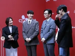 Park Kyungri-mu, smiling brightly in front of Lee Je Hoon & Cha EUN WOO (ASTRO)... Excellent physical