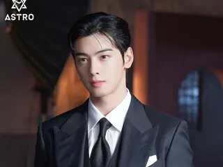 ASTRO's Cha EUN WOO draws attention in a suit with a variety of charms... Behind-the-scenes from the photo shoot revealed