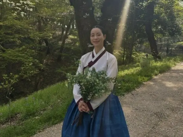 "The Glory" star Lim Jiyeong gets married today (15th)... new bride's bright smile