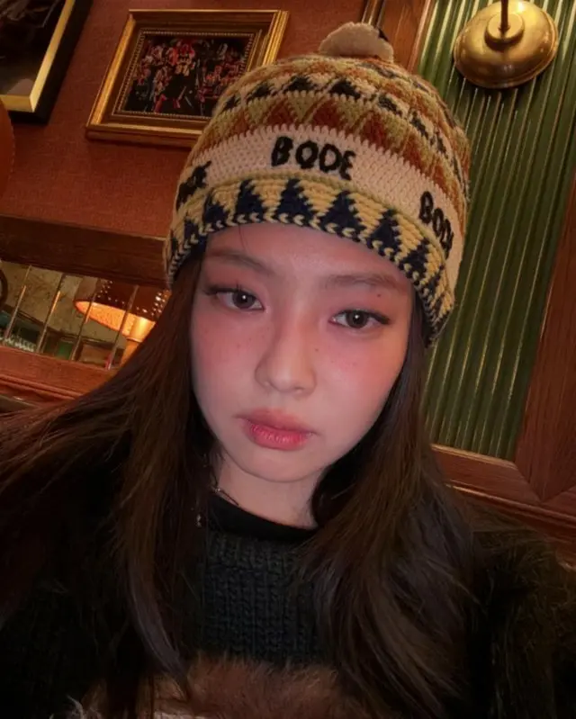 JENNIE（BLACKPINK） 、超近接にも完璧なビジュアル…だから“スーパー”ワールドスター