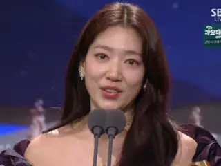 Actress Park Sin Hye gives tearful acceptance speech...thanks to her husband Choi Tae Joon = "2024 SBS Drama Awards"