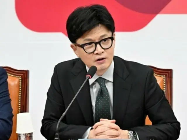 Former People's Power representative Han Dong-hoon's first online activity since resigning... "Thank you" to People's Power spokesperson Fei Su-book (Korea)