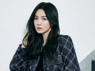 Song Hye Kyo says she's not old enough to compete on looks... but she's a dazzling goddess