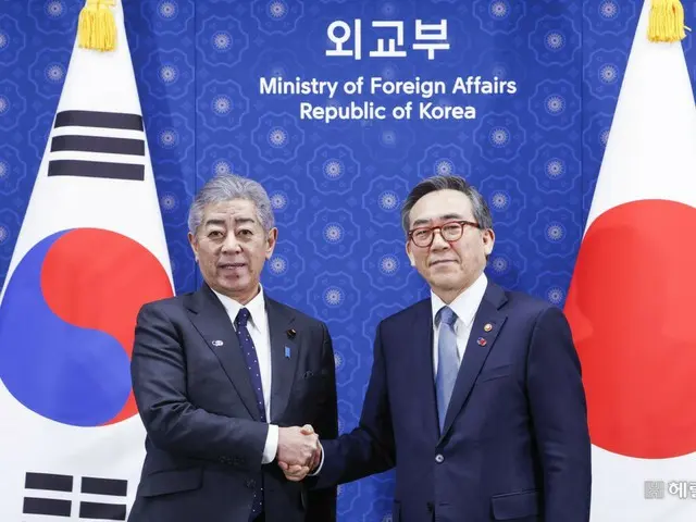 The significance of the Japan-Korea foreign ministers' meeting held in South Korea amid ongoing political turmoil