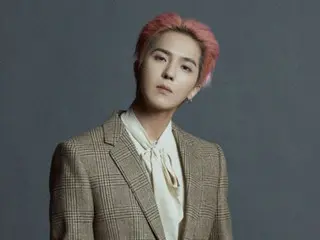 MINO (WINNER), who was suspected of violating the military service law, is now suing over his own painting? ... Buyer: "He said he gave it to a female singer and didn't give it back to me"