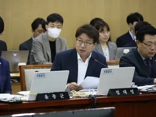 Democratic Party lawmaker Yoon Tae-young: "President Yoon Seok-yeol's repeated testimony of 'break the door and pull him out' is shameful and disgraceful" (Korea)