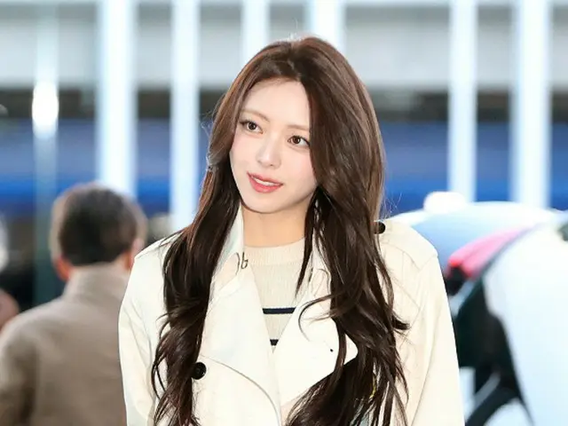 [Photo] ITZY's Yuna is already in the "fashion show"... Departing to participate in the runway show