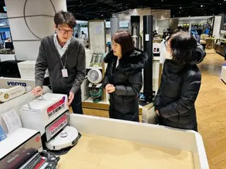 Shinsegae Department Store expands smart home appliance section, active seniors drive sales (Korea)