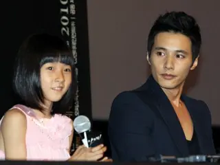 Actor Won Bin, who co-starred in the movie "Ajusshi", pays tribute to the late Kim Sae Ron's body after a 15-year hiatus