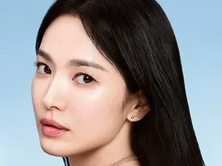 Actress Song Hye Kyo, still in her 40s and at the peak of her beauty...extreme beauty