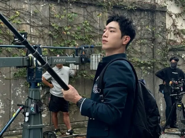 Seo Kang Joon, handsome and kind... the "face genius" who helps the staff