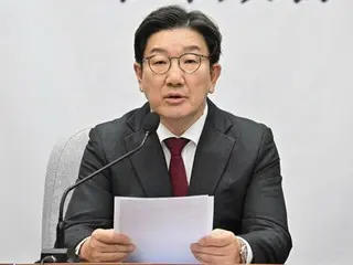 Democratic Party of Korea warns of impeachment of Prosecutor General...Kwon Seong-dong, floor leader of National Power Party, says "Lee Jae-myung's vote will destroy national politics again" - South Korea