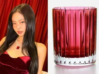 BLACKPINK's JENNIE is surprised by her idol's housewarming gift... Hyun Bin and Song Yejiin are also hooked