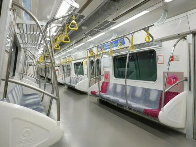 Korean Disabled People Association resumes subway ride demonstration during arriving-to-work hours for the first time in a year... Line 4 delayed (South Korea)