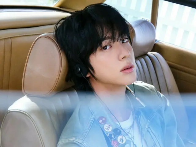 "BTS" JIN, even with messy hair, looks cool! ... The "worldwide handsome" who became a rocker