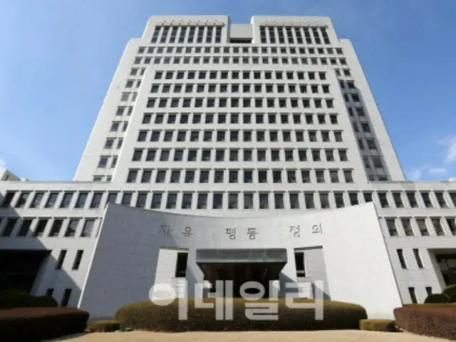 US lawyer who is a former member of a large law firm sentenced to 25 years in prison for "murdering his wife" (South Korea)