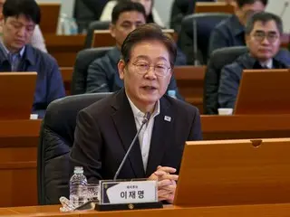 Democratic presidential primary candidate Lee Jae-myung says "We will not take political revenge" - People Power: "A strong denial is a strong affirmation" - South Korea