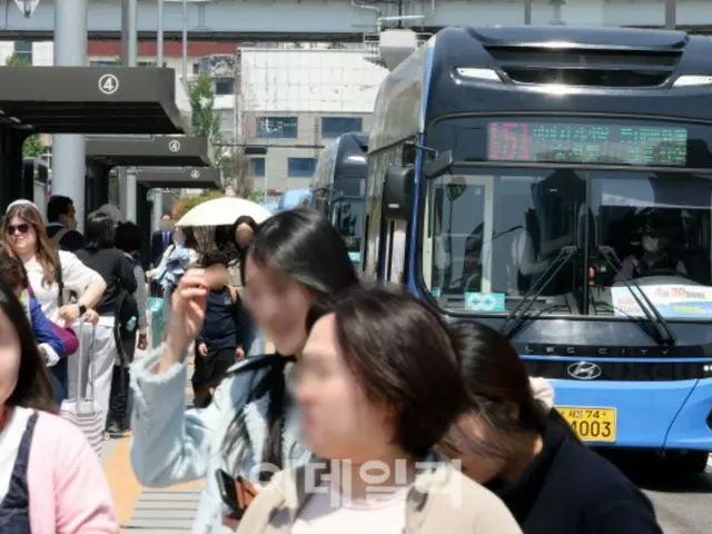 Seoul city bus unions enter final wage negotiations