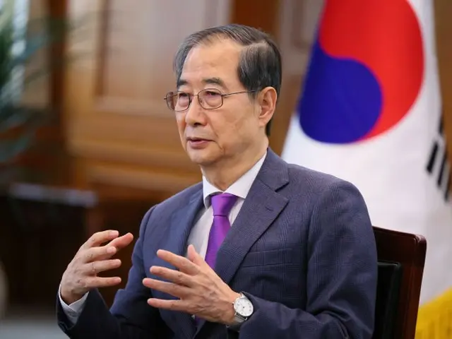 The Democratic Party of Korea attacks Acting President Han Deok-soo's declaration of running for president... "Acting President of the Republic of Korea will be judged by the people" = South Korea