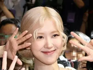 ROSE's "APT." breaks the record for the longest charting time for a female K-pop artist on the Billboard Hot 100