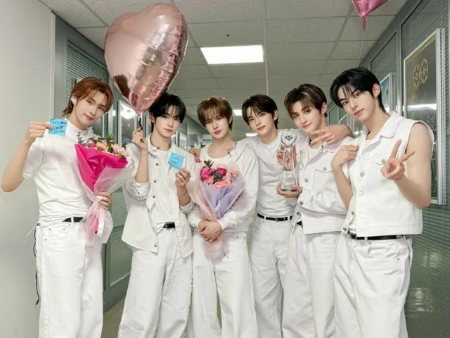 The refreshing feeling of "TWS" was conveyed...New song "Isn't it nice to run with your heart?" added to music show trophies