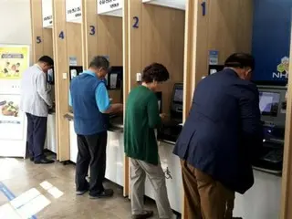 Despite the economic downturn and rising prices, "active seniors" are increasing their consumption... Average monthly spending by top 20% of card users increases = South Korea