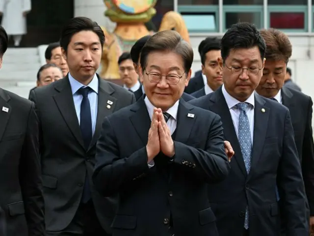 Democratic Party presidential candidate Lee Jae-myung: "Medical students, please protect the medical education field" (South Korea)