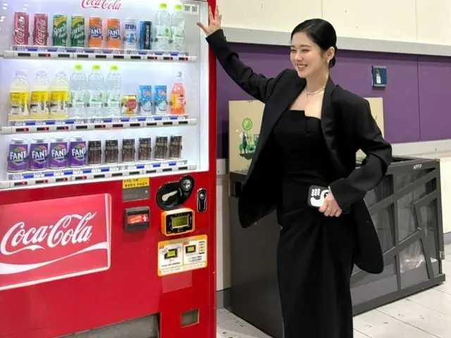 Actress Jang Nara in a beautiful dress... Reunited with 'Good Partner' team
