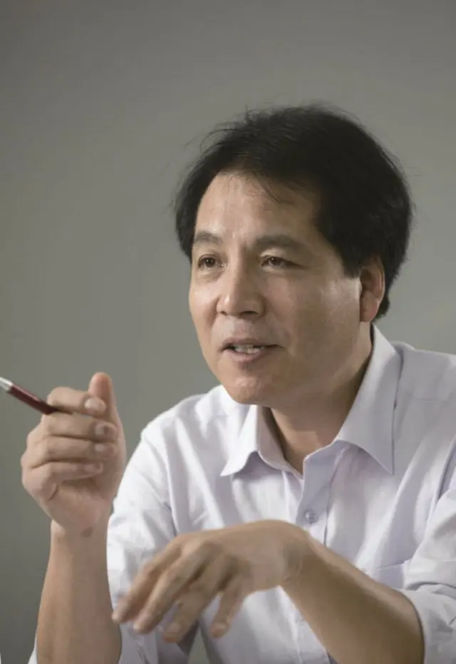 蔚山科学技術院のソク教授がフンボルト賞、ペロブスカイト太陽電池の研究で＝韓国報道