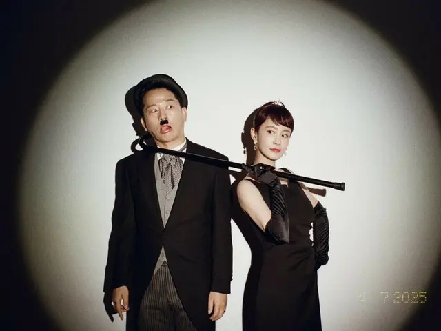 Comedian couple who got married in July release cinematic wedding photos