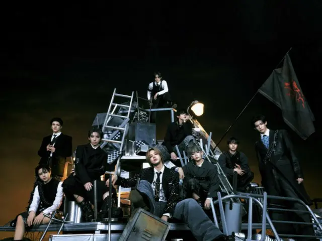 "&TEAM" and "Go in Blind" receive triple platinum certification from the Recording Industry Association of Japan