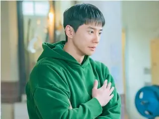 Jung Eun Ji (Apink) is shaken by Lee JunYoung (UKISS Jun)'s approach... Has she gotten over her broken heart? "24 Hours Health Club"