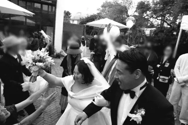 「私たちのブルース」のチョン・ウネ作家、ハン・ジミンも感動の結婚式…「自立はただの夢だと思ってた」2