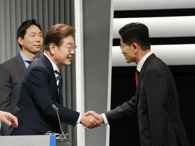 Lee Jae-myung: "It is important to overcome the civil unrest"... Kim Moon-soo: "There should be no fraudsters" = South Korea