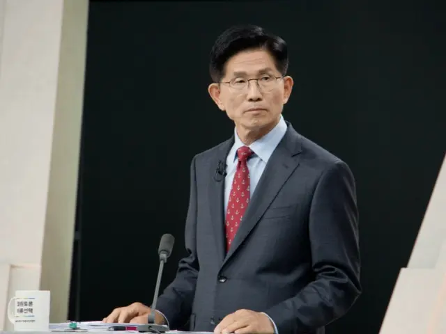 Kim Moon-soo sharply criticizes Lee Jae-myung in TV debate: "Too many people close to him have died" = South Korean presidential election
