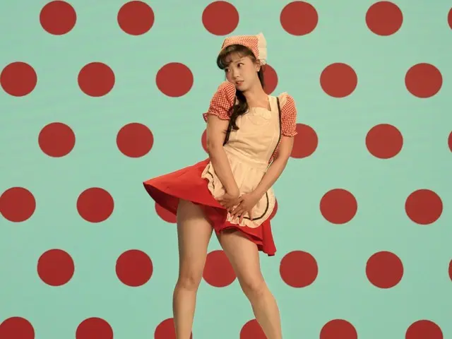 An interview to commemorate the long-awaited Japanese fan meeting of talented trot singer YOYOMI
