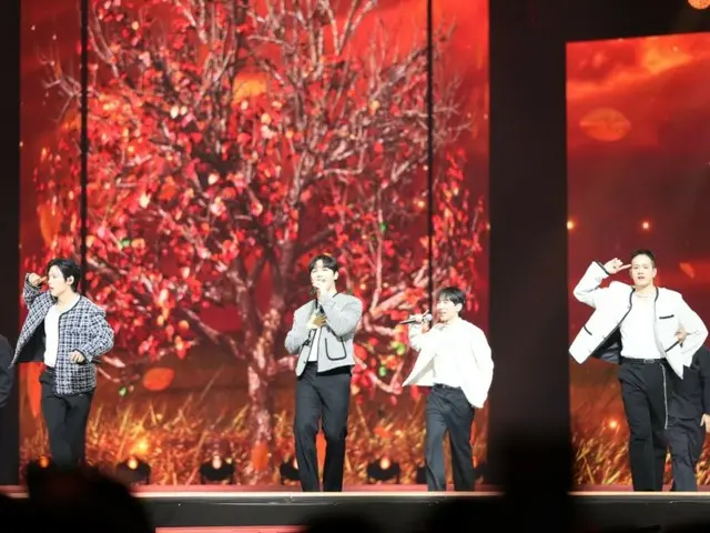 BTOB's Eunkwang, Minhyuk, Hyung Sik, and Niel win "Best Vocal Group" at ASEA 2025... "Singing from the heart"