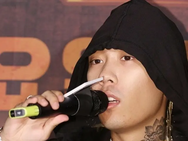Rapper Dok2, who "experienced the death of his own mother," has escaped from being a high-tax defaulter... paying off over 600 million yen in unpaid taxes