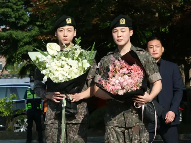 BTS' JUNG KOOK & JIMIN, who discharged together, thank their military comrades and fans, "From now on, we will continue to paint the picture we have been painting."