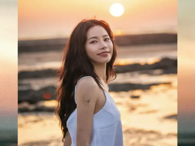 MAMAMOO's Solar tops iTunes Taiwan charts with Chinese single "Floating Free"