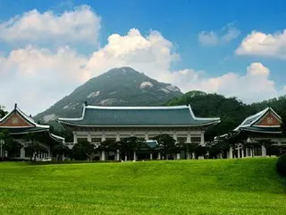 South Korean presidential office to return to Blue House, "symbol of authority" = Is it also an attempt to erase the negative image of the previous administration?
