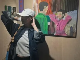 IU, Aesung kept her promise... Visiting the artists who painted "Thank you for your hard work"