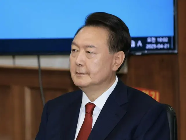 Former President Yoon Seok-yeol refuses to comply with third police summons...coercive measures considered? - South Korea